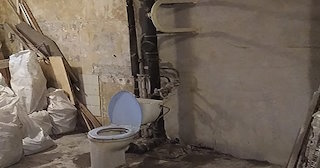 Демонтаж сантехкабины в панельном доме - цена от 1042 рублей | Сварной-Нфт